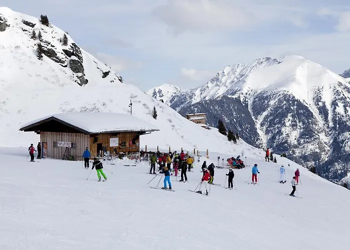 Hofgasteinerhaus Hostel *